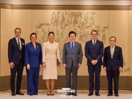 이재명 대통령, 빅토리아 스웨덴 왕세녀 내외 접견 기사 이미지