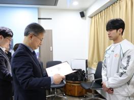 구로구, 직장운동경기부 재정비…레슬링·배드민턴 선수단 새출발 기사 이미지