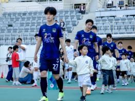 진주시민축구단, 2026 K4리그 ‘개막 10경기 무패’ 기사 이미지